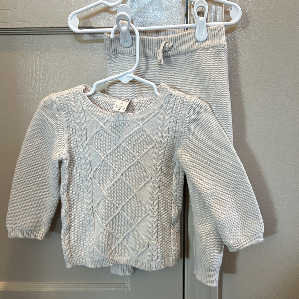 Carters Knit Set